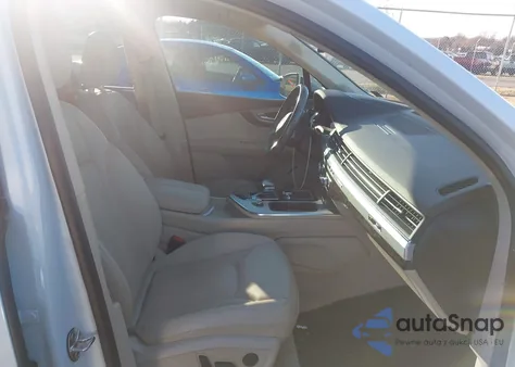 2018 Audi Q7 2.0T Premium from USA, damaged, VIN WA1LHAF72JD037717